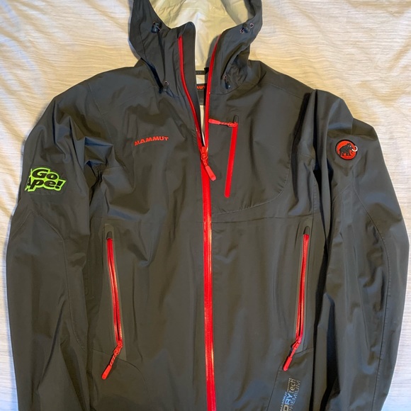 Coats | Mammut Drytech Premium 